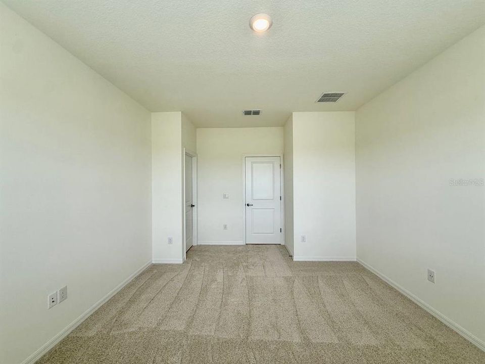 En Renta: $2,450 (3 camas, 2 baños, 1774 Pies cuadrados)