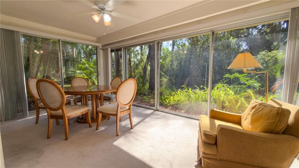 For Rent: $1,375 (2 beds, 2 baths, 1074 Square Feet)