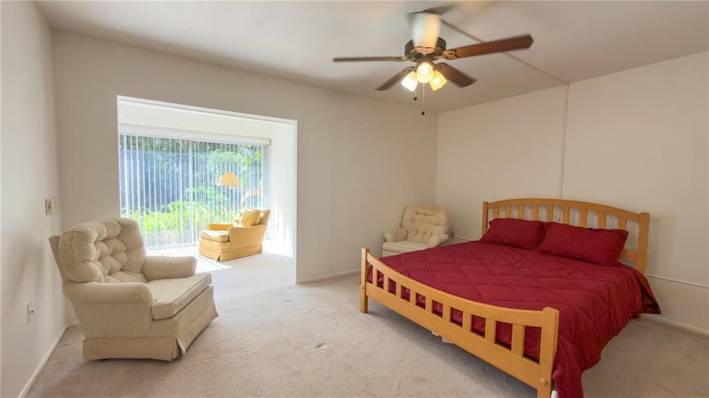 For Rent: $1,375 (2 beds, 2 baths, 1074 Square Feet)