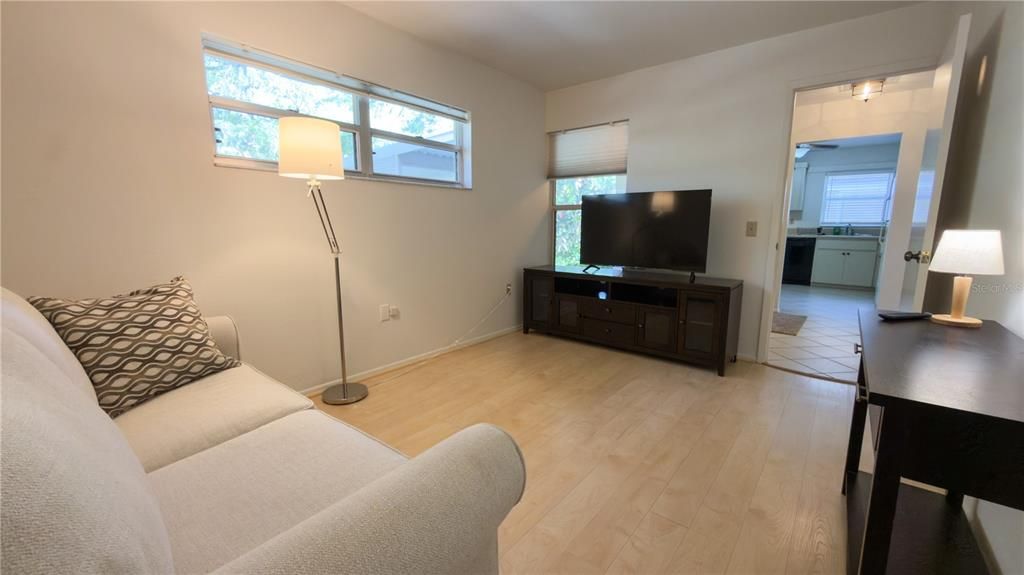 For Rent: $1,375 (2 beds, 2 baths, 1074 Square Feet)