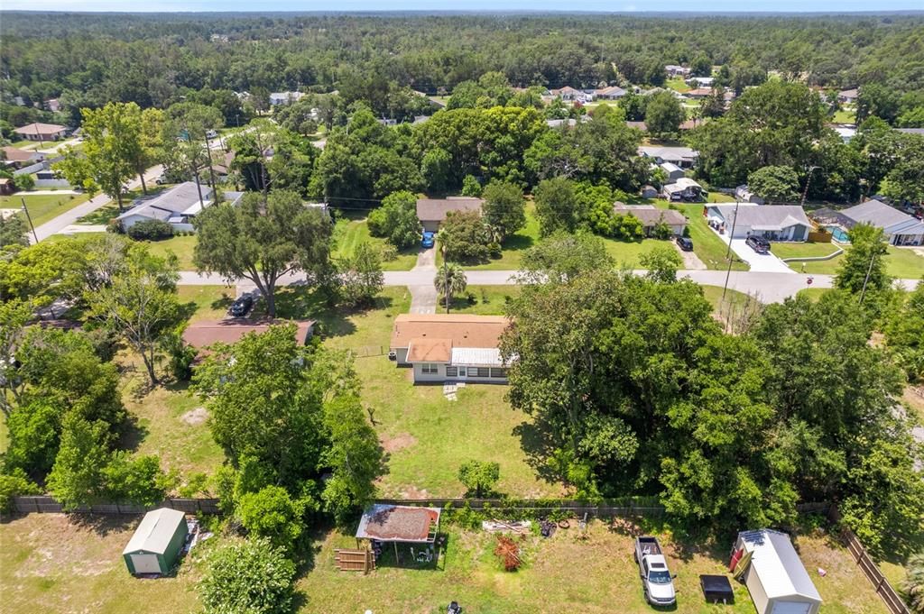 For Sale: $195,000 (2 beds, 1 baths, 988 Square Feet)