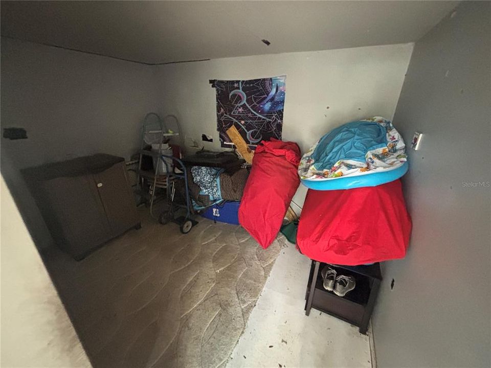 Activo con contrato: $129,900 (3 camas, 2 baños, 881 Pies cuadrados)