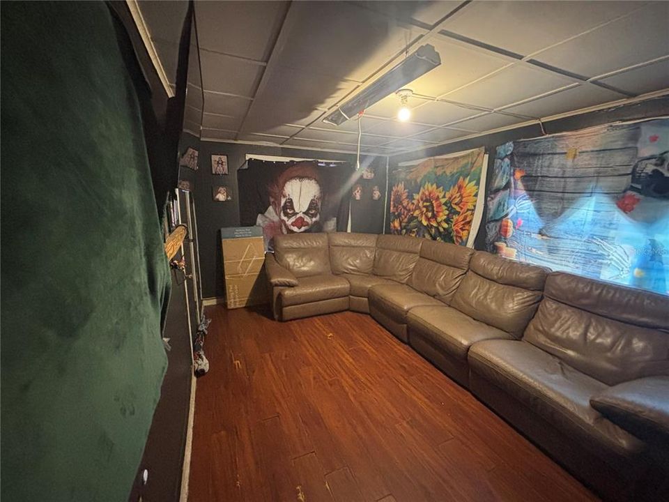 Activo con contrato: $129,900 (3 camas, 2 baños, 881 Pies cuadrados)