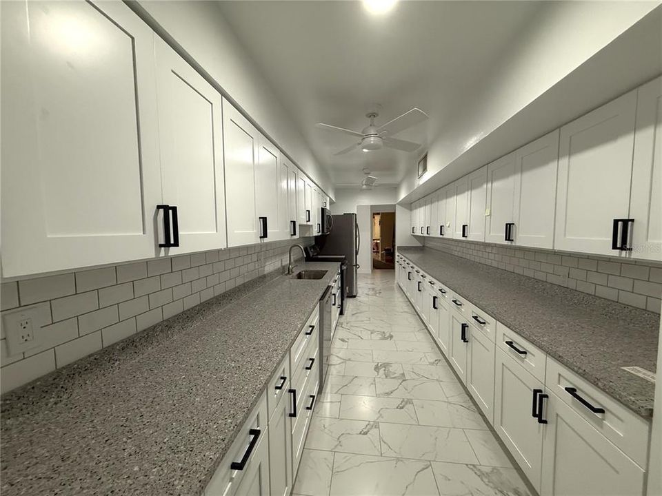 En Venta: $187,500 (2 camas, 1 baños, 840 Pies cuadrados)