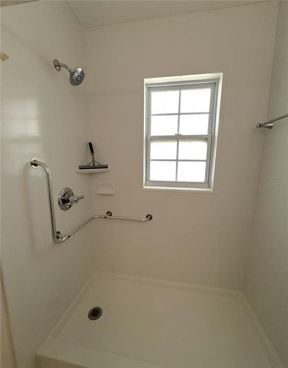 En Venta: $187,500 (2 camas, 1 baños, 840 Pies cuadrados)