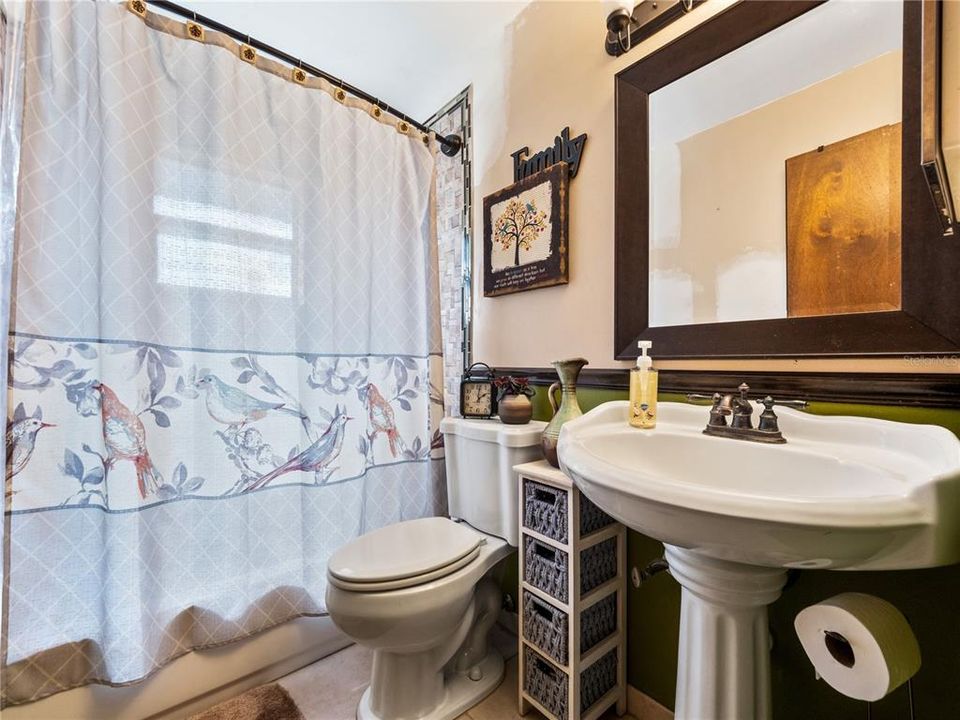 На продажу: $950,000 (3 спален, 2 ванн, 1784 Квадратных фут)