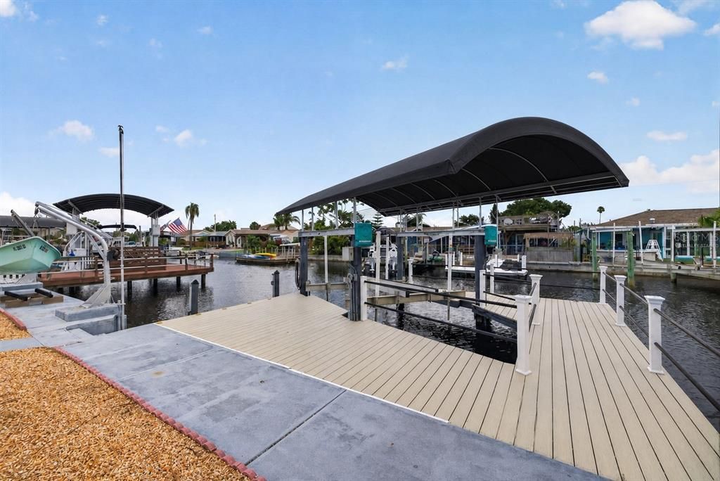 For Sale: $495,000 (2 beds, 2 baths, 1176 Square Feet)