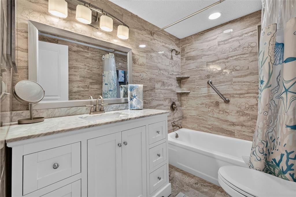 For Sale: $495,000 (2 beds, 2 baths, 1176 Square Feet)