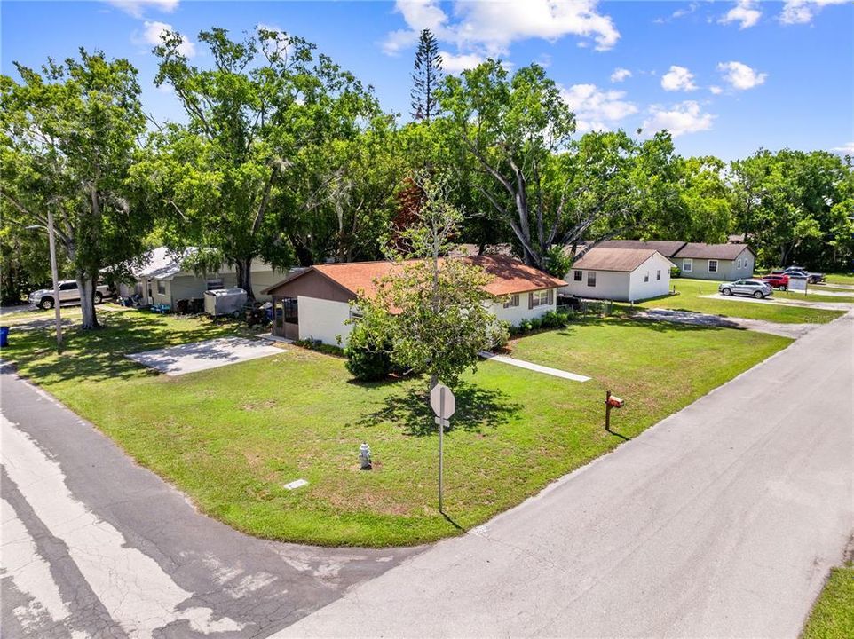 For Sale: $350,000 (3 beds, 2 baths, 1472 Square Feet)
