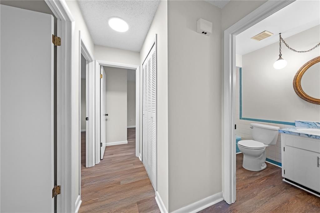 For Sale: $350,000 (3 beds, 2 baths, 1472 Square Feet)