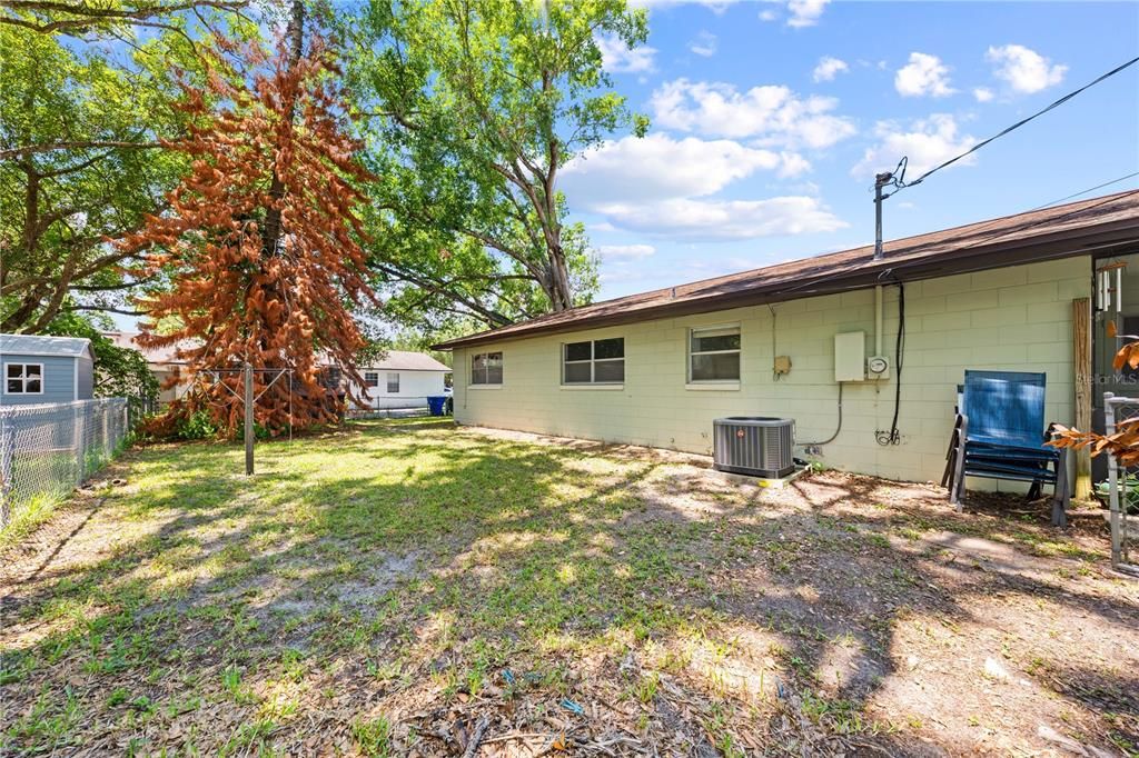 For Sale: $350,000 (3 beds, 2 baths, 1472 Square Feet)