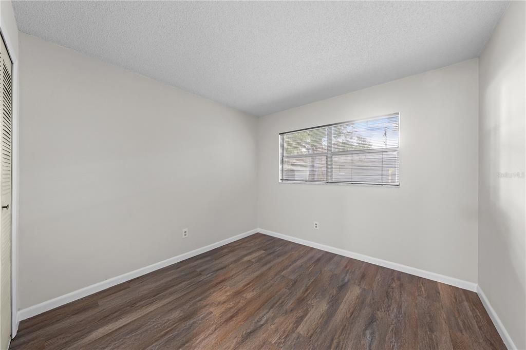For Sale: $350,000 (3 beds, 2 baths, 1472 Square Feet)