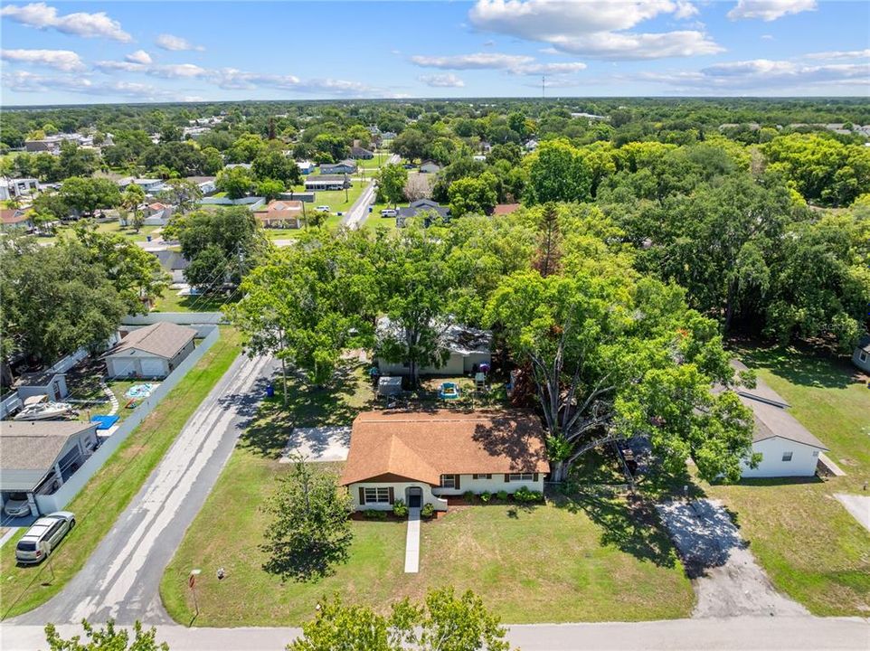 For Sale: $350,000 (3 beds, 2 baths, 1472 Square Feet)