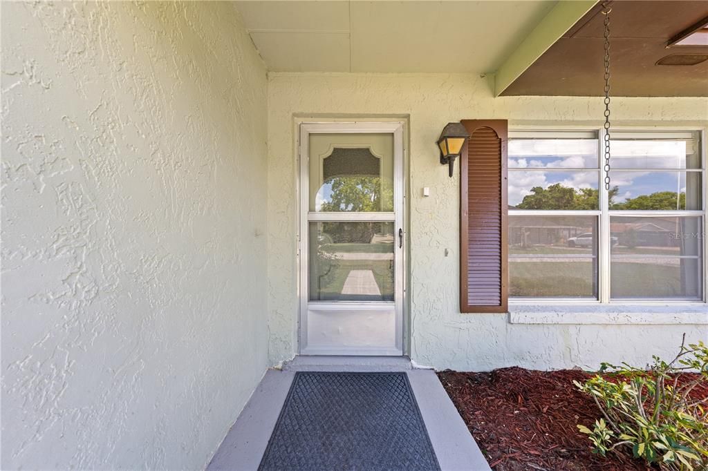 For Sale: $350,000 (3 beds, 2 baths, 1472 Square Feet)