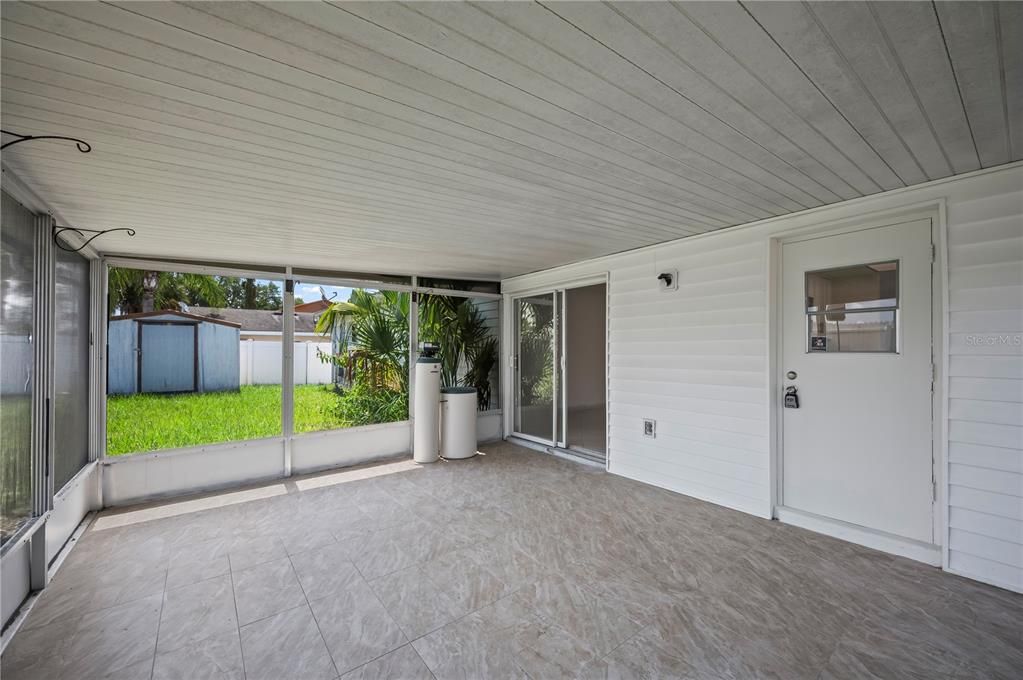En Venta: $318,000 (3 camas, 2 baños, 1656 Pies cuadrados)