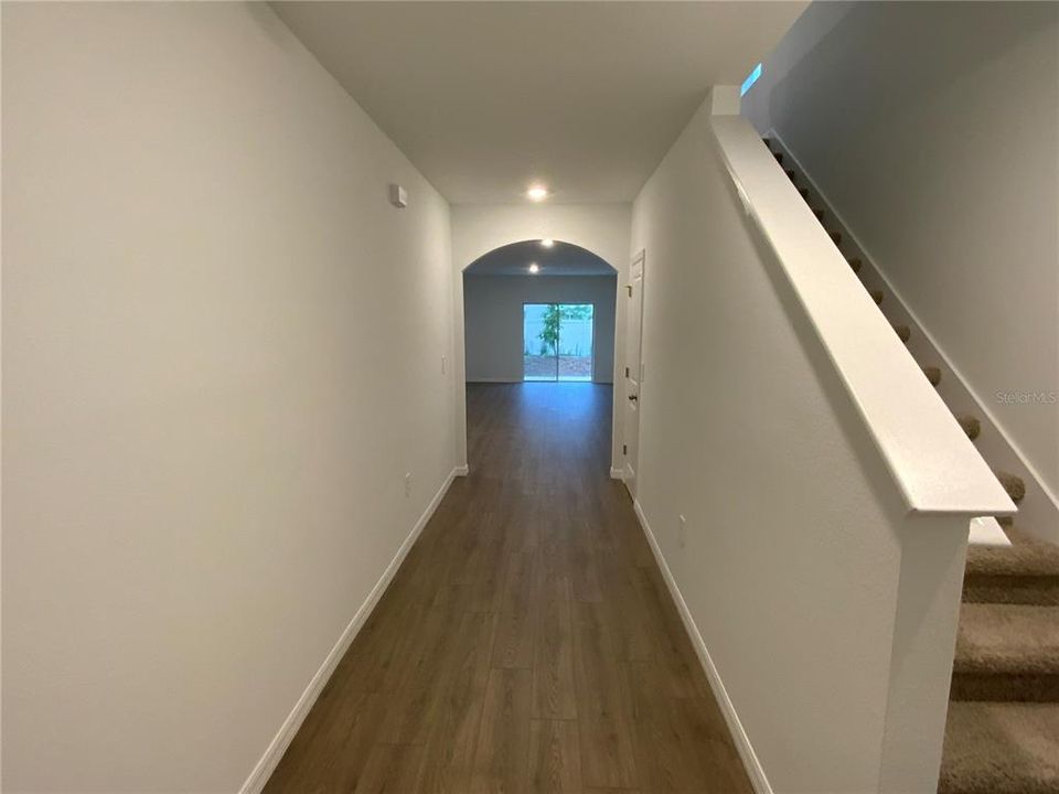 В аренду: $2,799 (5 спален, 3 ванн, 2450 Квадратных фут)
