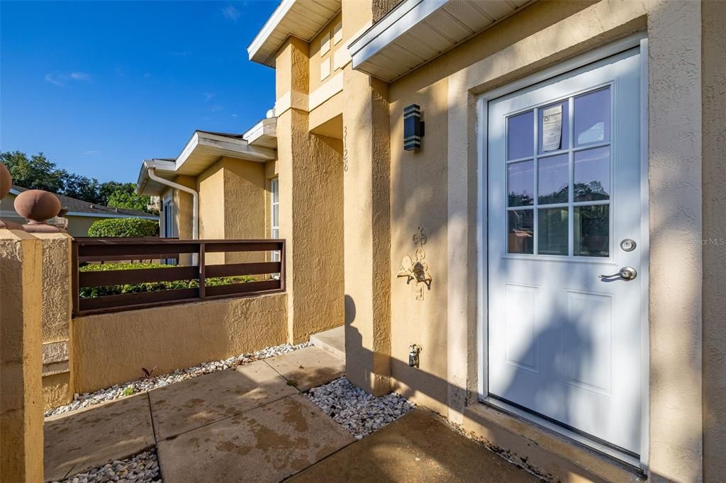For Rent: $1,775 (2 beds, 2 baths, 902 Square Feet)