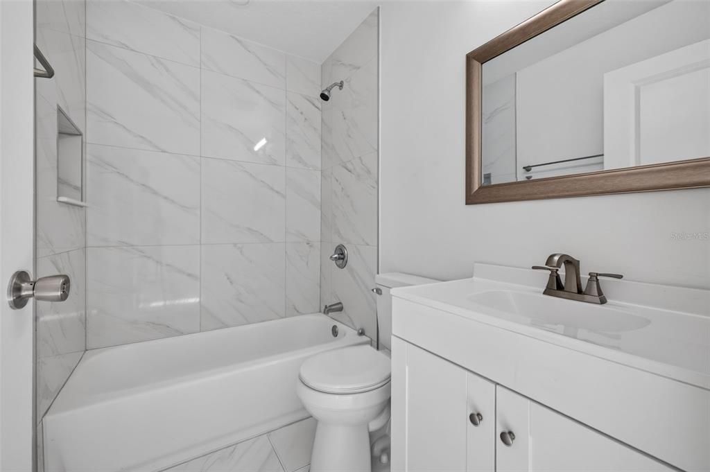 For Rent: $1,775 (2 beds, 2 baths, 902 Square Feet)