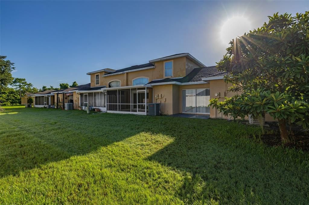 For Rent: $1,775 (2 beds, 2 baths, 902 Square Feet)