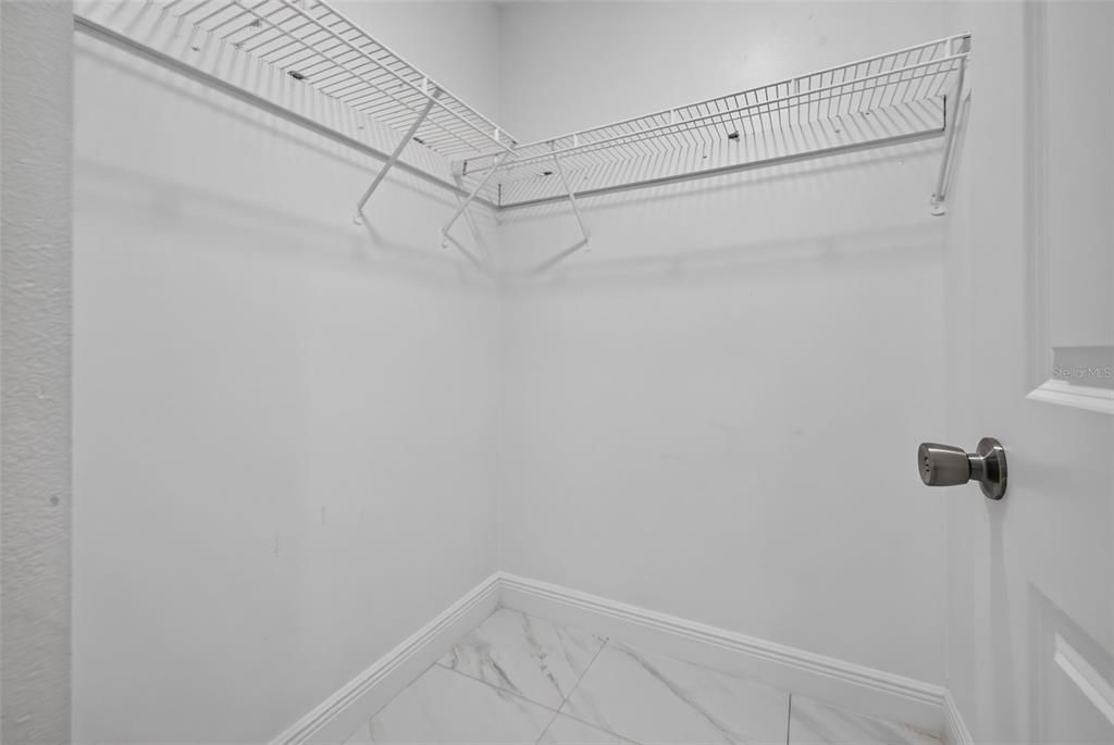 For Rent: $1,775 (2 beds, 2 baths, 902 Square Feet)