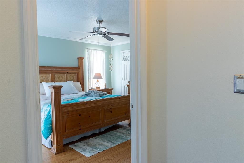 Activo con contrato: $379,900 (3 camas, 2 baños, 1434 Pies cuadrados)