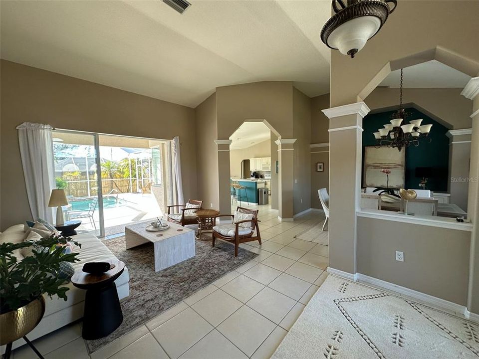 For Rent: $4,500 (3 beds, 2 baths, 2094 Square Feet)