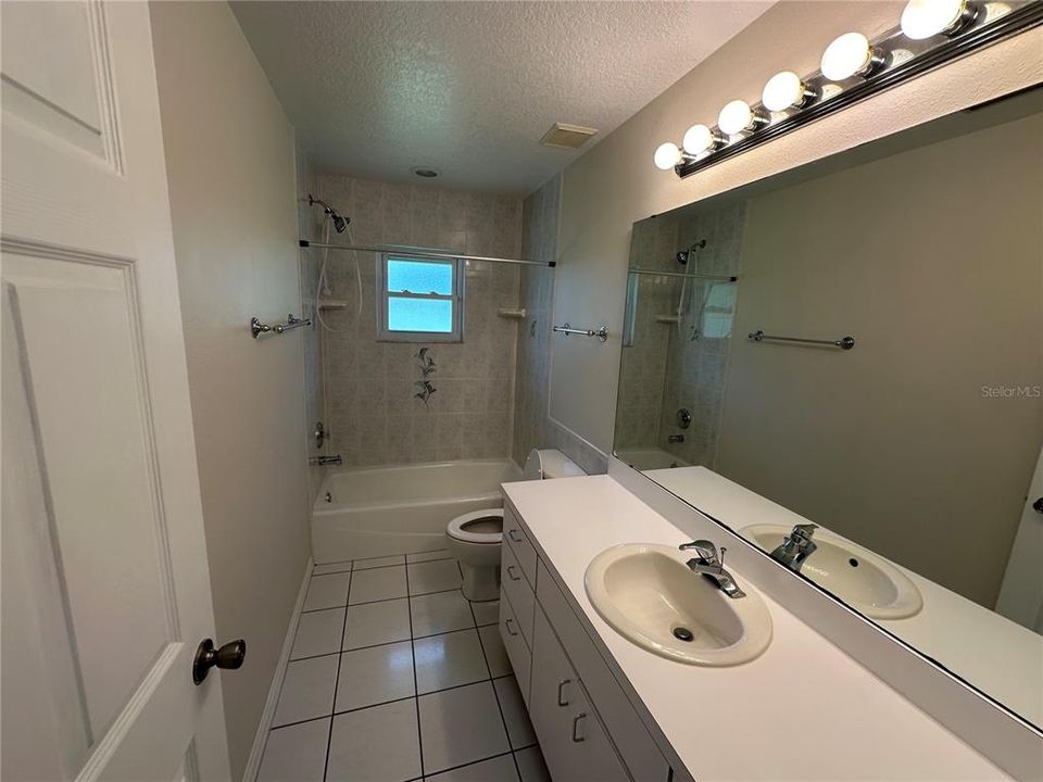 For Rent: $1,695 (2 beds, 2 baths, 1196 Square Feet)