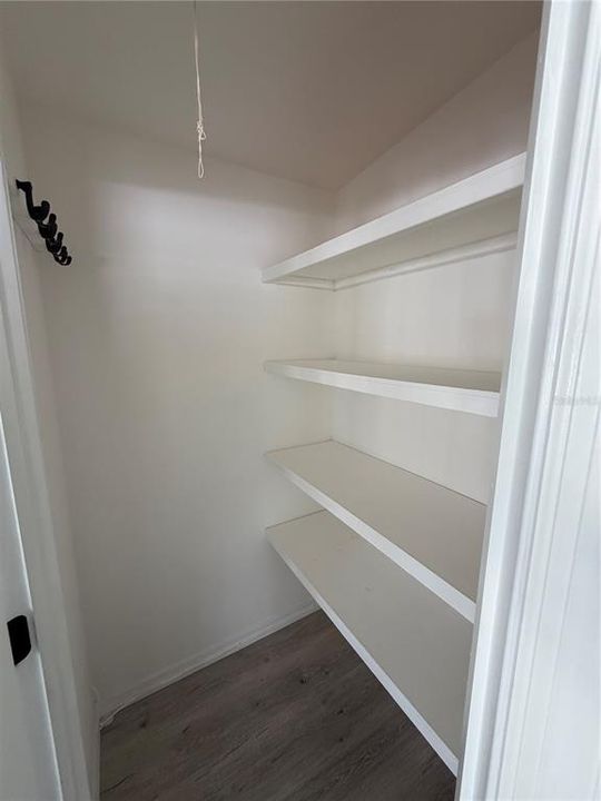 На продажу: $179,900 (2 спален, 2 ванн, 780 Квадратных фут)