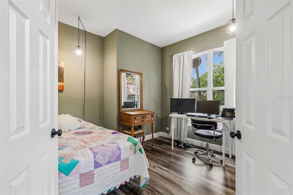 En Venta: $699,999 (4 camas, 2 baños, 3090 Pies cuadrados)