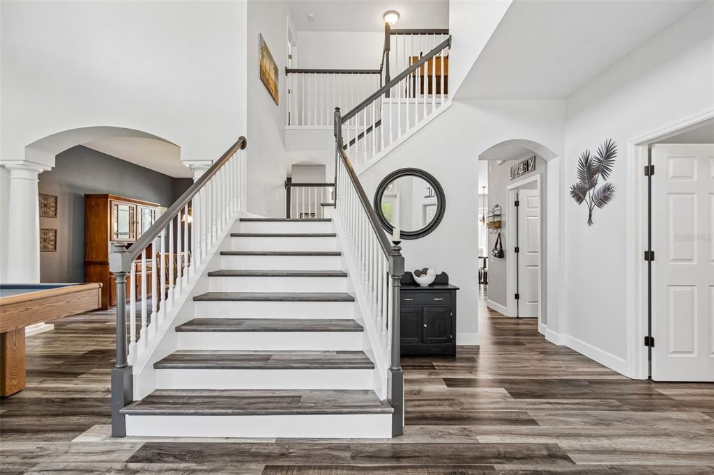 En Venta: $699,999 (4 camas, 2 baños, 3090 Pies cuadrados)