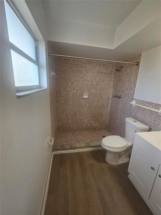 На продажу: $344,900 (3 спален, 2 ванн, 1436 Квадратных фут)
