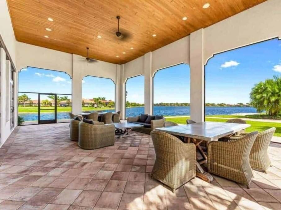For Rent: $3,800 (4 beds, 3 baths, 2372 Square Feet)