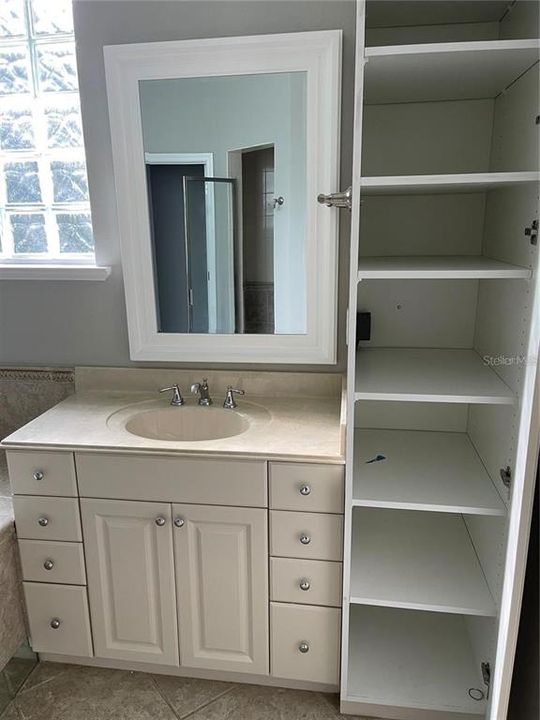 В аренду: $3,300 (3 спален, 2 ванн, 2532 Квадратных фут)