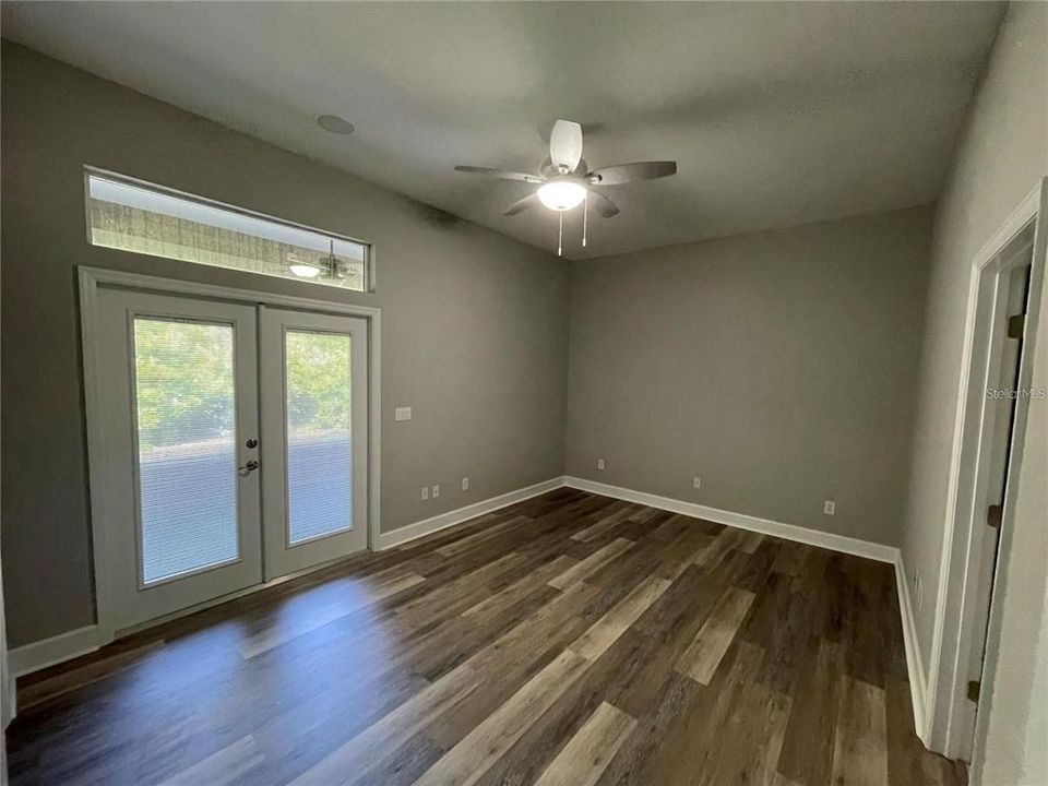 В аренду: $3,300 (3 спален, 2 ванн, 2532 Квадратных фут)