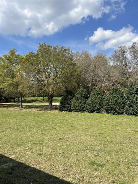 For Rent: $2,395 (4 beds, 2 baths, 1986 Square Feet)