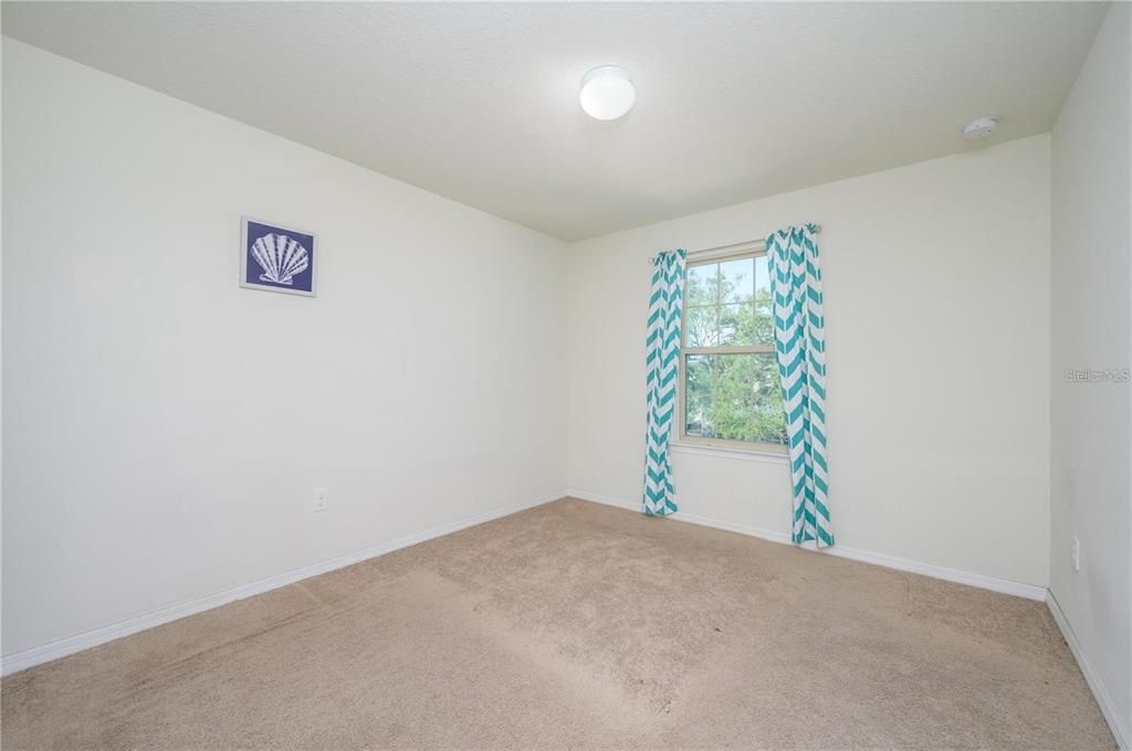 For Rent: $2,500 (4 beds, 2 baths, 2463 Square Feet)