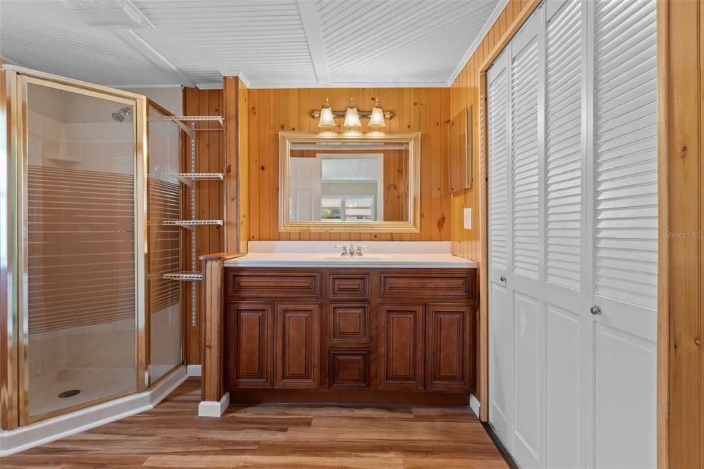 For Sale: $159,900 (2 beds, 2 baths, 1152 Square Feet)