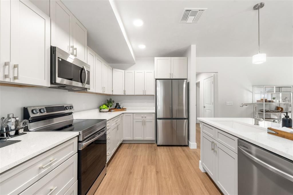 For Sale: $440,000 (3 beds, 2 baths, 1716 Square Feet)