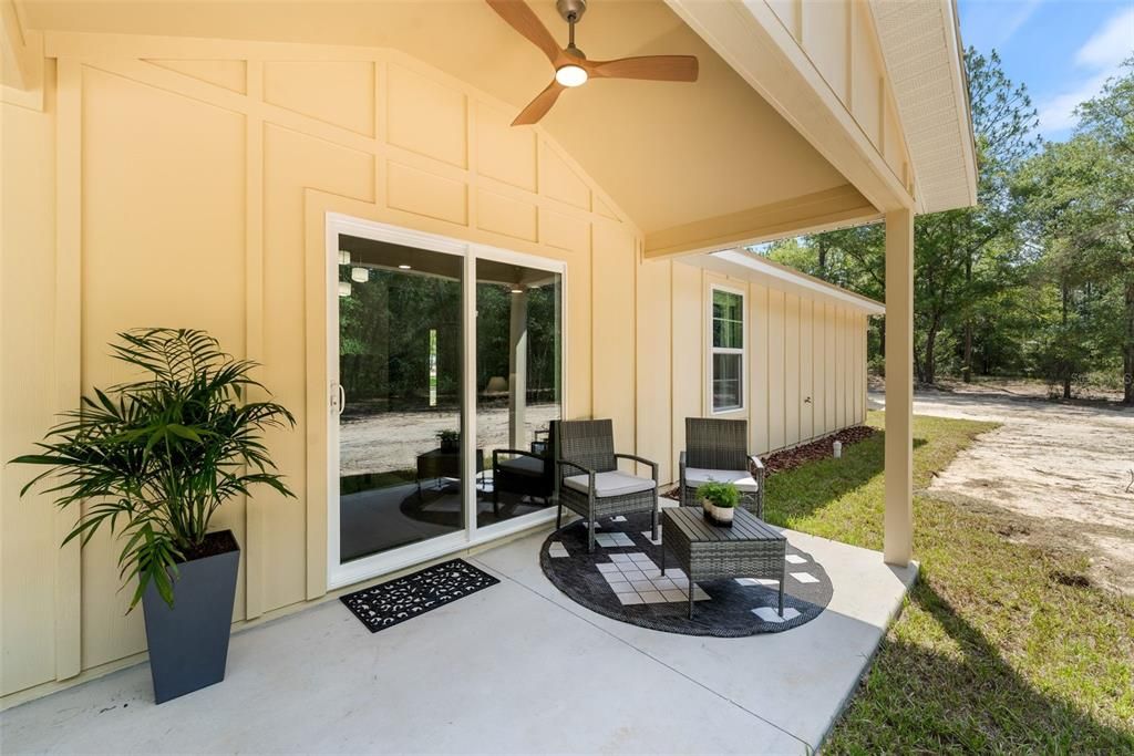For Sale: $440,000 (3 beds, 2 baths, 1716 Square Feet)