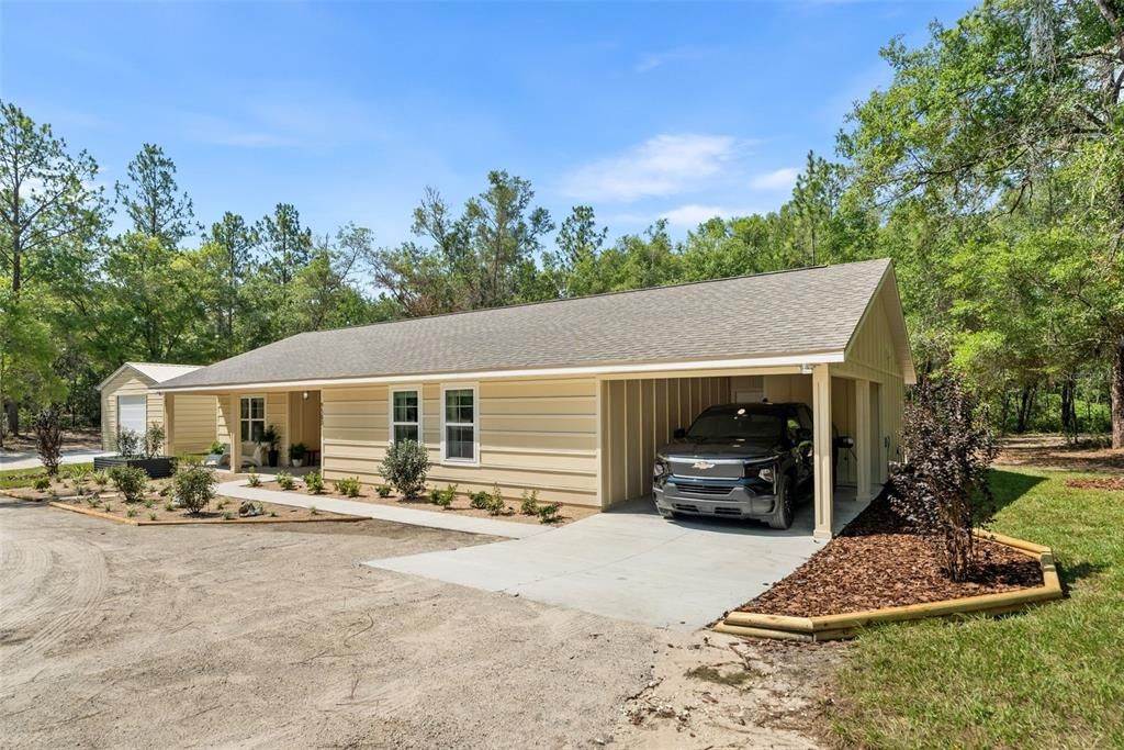 For Sale: $440,000 (3 beds, 2 baths, 1716 Square Feet)