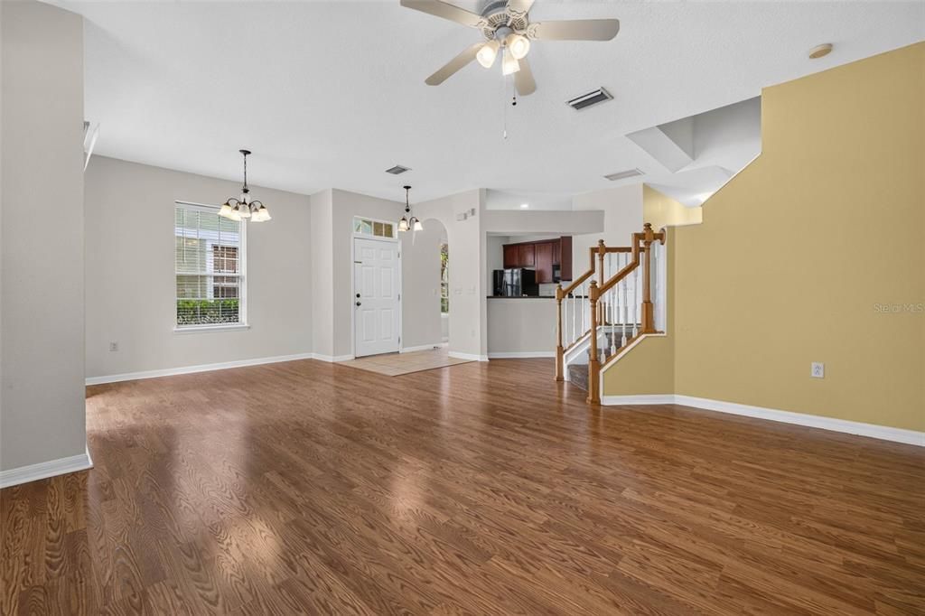 For Rent: $2,250 (3 beds, 2 baths, 1513 Square Feet)