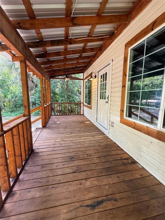 For Rent: $1,500 (2 beds, 1 baths, 740 Square Feet)