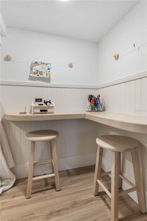 For Sale: $670,000 (5 beds, 2 baths, 3087 Square Feet)