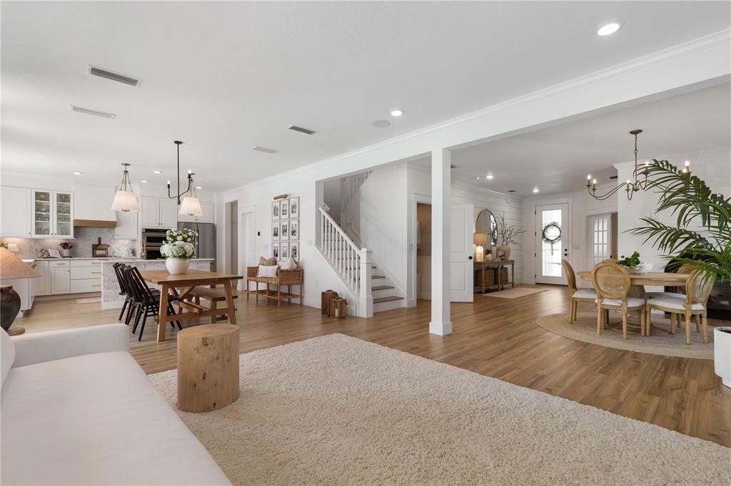 For Sale: $670,000 (5 beds, 2 baths, 3087 Square Feet)
