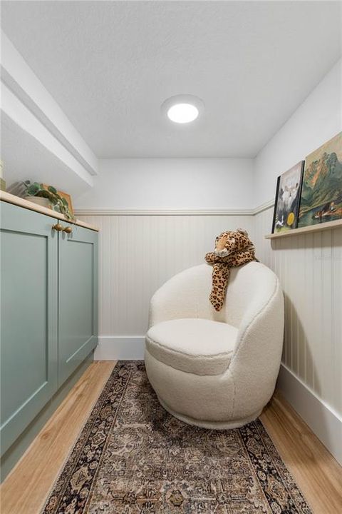 For Sale: $670,000 (5 beds, 2 baths, 3087 Square Feet)
