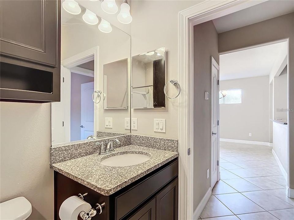 For Sale: $237,500 (2 beds, 2 baths, 1423 Square Feet)