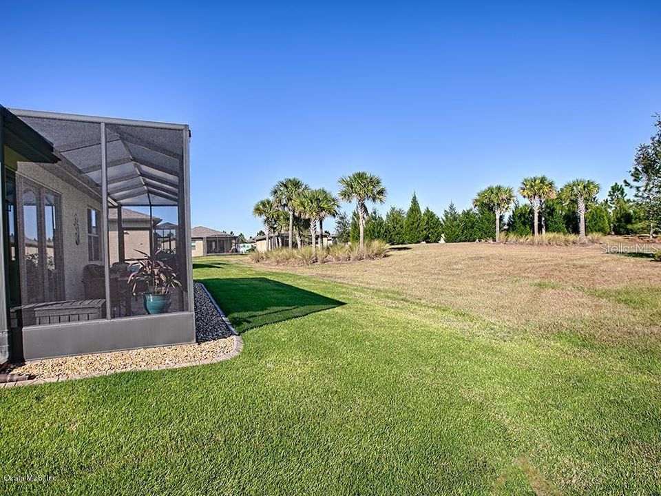 For Sale: $237,500 (2 beds, 2 baths, 1423 Square Feet)