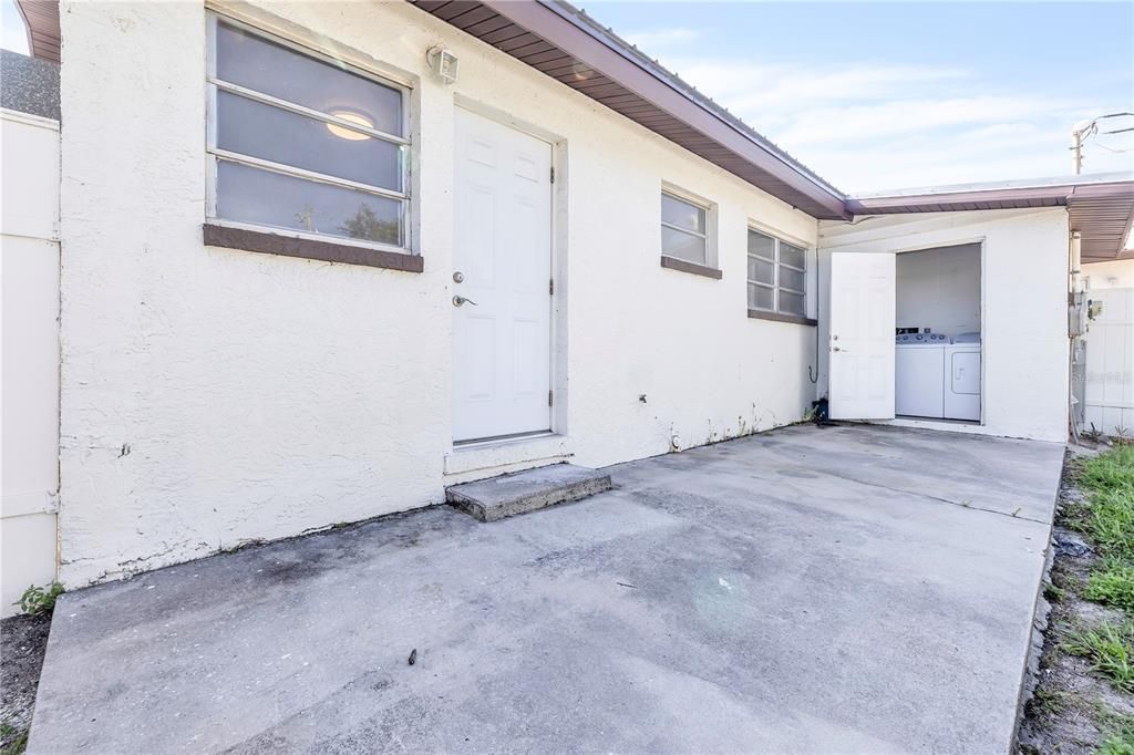For Sale: $319,000 (5 beds, 0 baths, 2060 Square Feet)