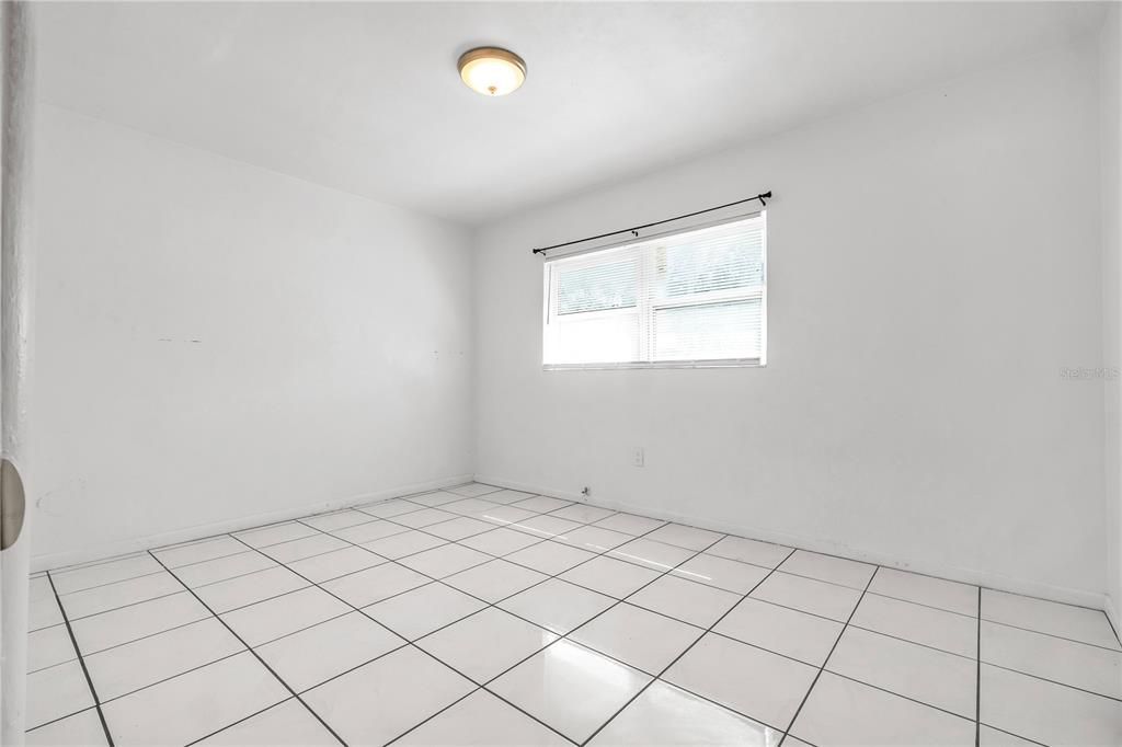 For Sale: $319,000 (5 beds, 0 baths, 2060 Square Feet)