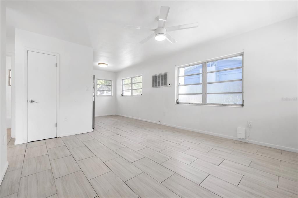For Sale: $319,000 (5 beds, 0 baths, 2060 Square Feet)